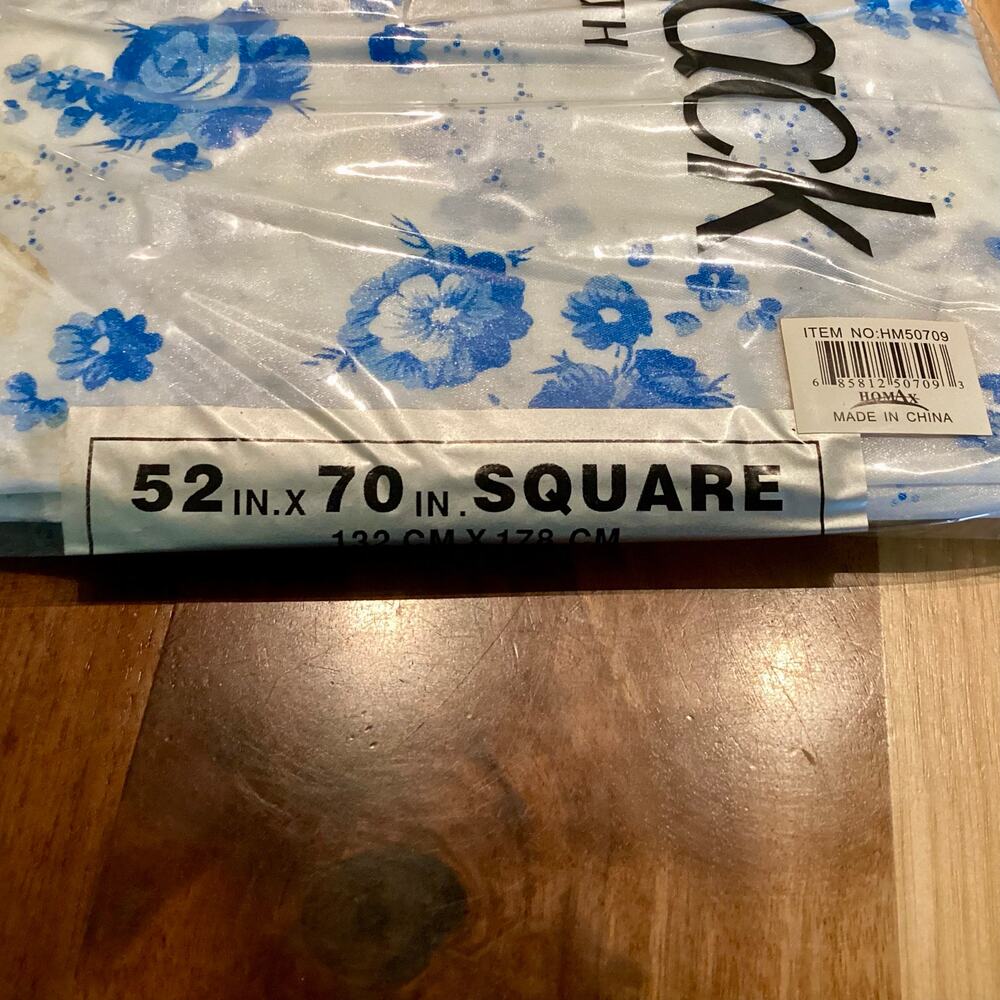 Flannel back Rectangular Vinyl Tablecloth - Picture 4 of 5